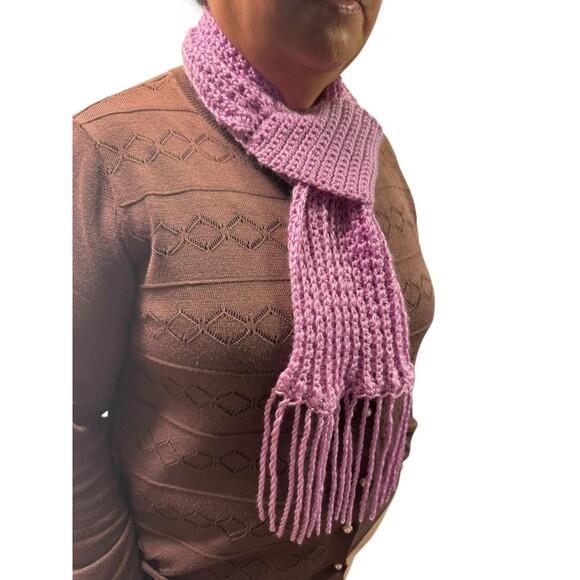 Handmade Lilac Crochet Scarf With Fringe-Soft Acrylic Yarn One Size - Picture 2 of 9